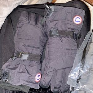 Ladies Canada Goose Down Gloves